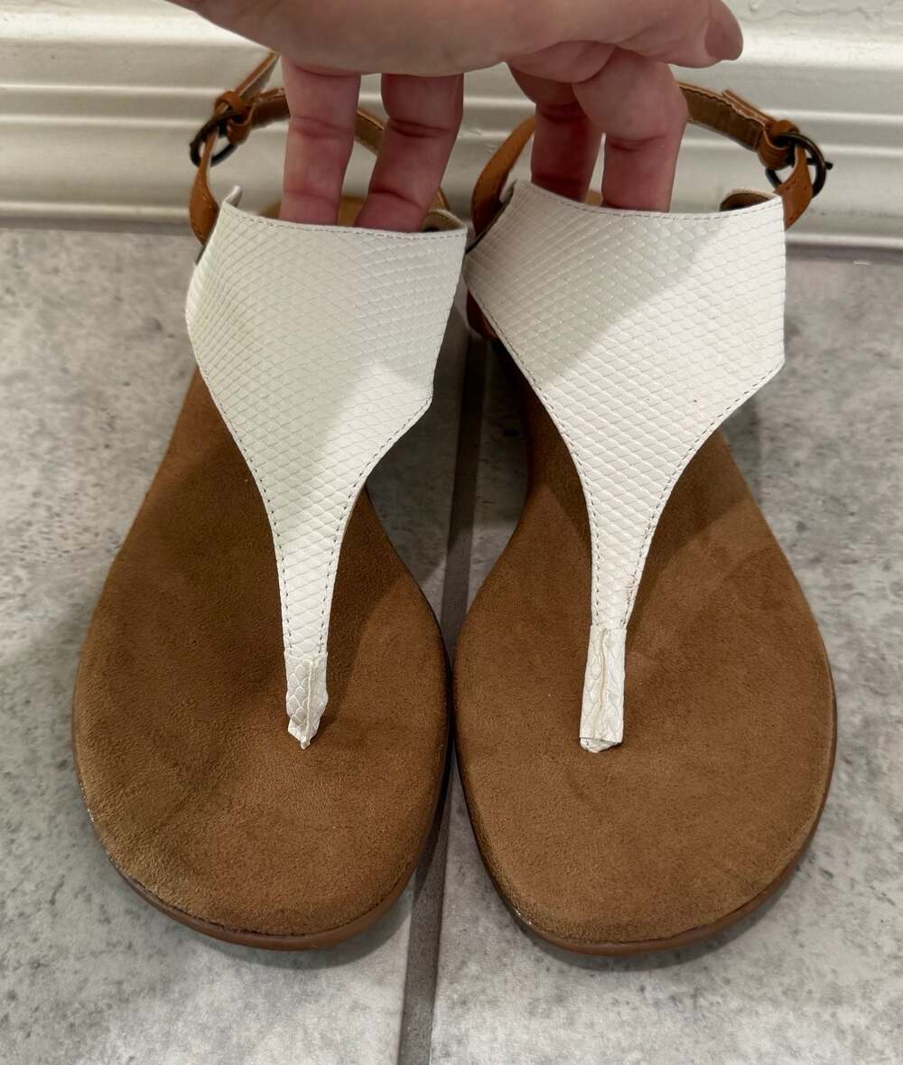 Aerosoles Gylian Women's T-Strap Flat Sandals in White and Tan